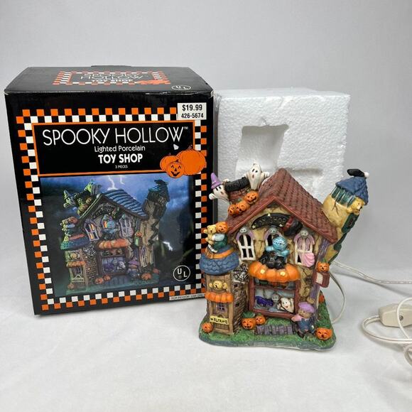 Spooky Hollow Toy Shop Lighted House Décor - Picture 1 of 9